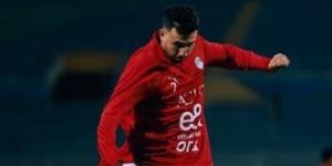 الاهلى ينعى والدة تريزيجيه ويشاطر لاعبه السابق الأحزان - عرب فايف