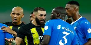 تشكيلة كلاسيكو السعودية.. بنزيما يقود الاتحاد ونيفيز يعود لقائمة الهلال - عرب فايف