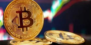 Bitcoin Surges Above $102,000, Marking a Strong Start to 2025 - عرب فايف