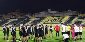 الاتحاد يستعيد محترفه بالتدريبات قبل مواجهة الرائد - عرب فايف