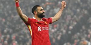 سلوت يحث محمد صلاح على توقيع عقد جديد مع ليفربول بعد الاهتمام السعودي - عرب فايف