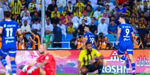 طرح تذاكر مباراة الاتحاد والهلال في روشن ـ عاجل - عرب فايف