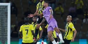 بالأسماء.. الاتحاد يفقد ثلاثي الفريق في الكلاسيكو أمام الهلال - عرب فايف