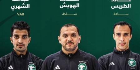 الهويش والطريس يجتازان دورة الحكام المرشحين لكأس العالم للأندية 2025 والمنتخبات 2026 - عرب فايف