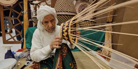 طلب متزايد على السلال الخشبية في يوم التأسيس - عرب فايف