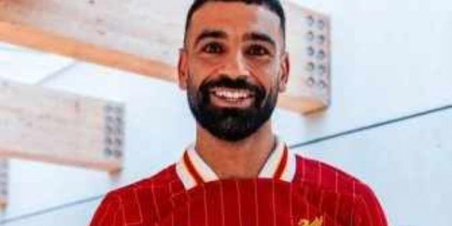 جيمى كاراجر يتوقع تتويج محمد صلاح بأربع جوائز فردية فى 2025 - عرب فايف