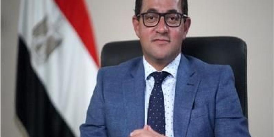 وزير المالية: العام الجاري يشهد تصنيع عدد كبير من الموبايلات محلياً - عرب فايف