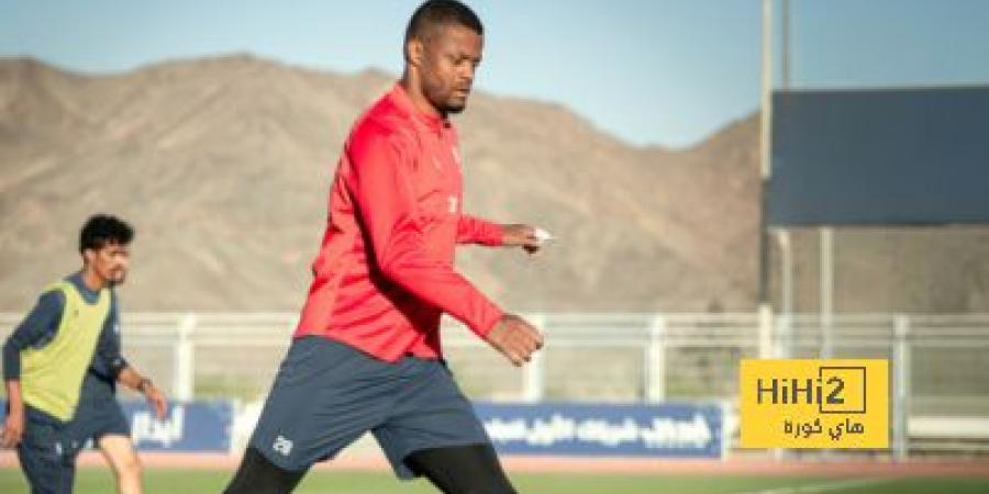 اخبار الرياضة فيتور حارس الأخدود قد لايشارك أمام النصر لهذا السبب