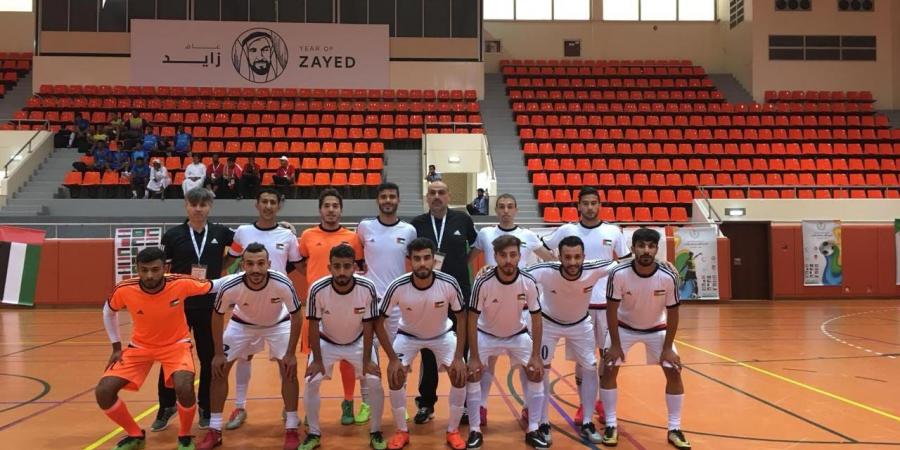 منتخب خماسي الصالات يتصدر المجموعة الأولى في بطولة زايد العربية - عرب فايف