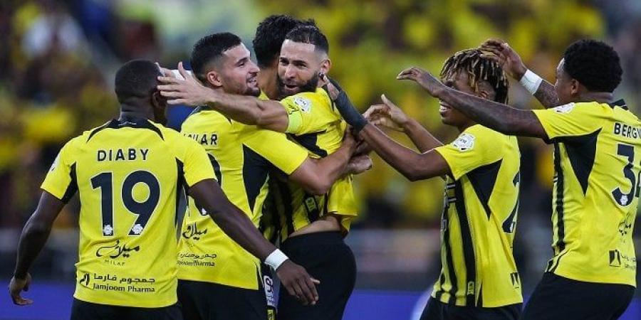 مباراة مجنونة.. الاتحاد يقصي الهلال من كأس خادم الحرمين الشريفين ويبلغ نصف النهائي - عرب فايف