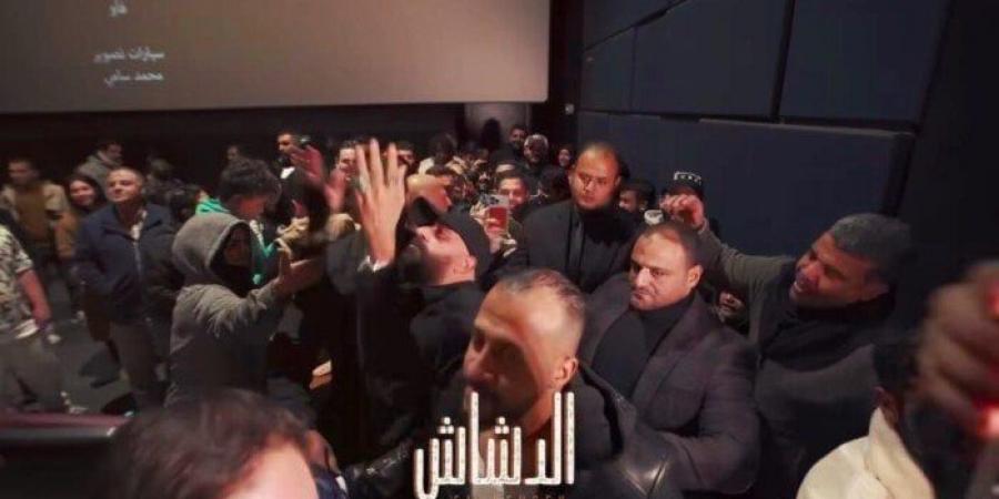 عاد بقوة.. محمد سعد يكتسح إيرادات السينما بفيلم الدشاش - عرب فايف