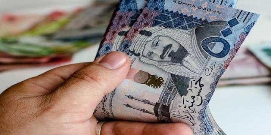 "الواحة ريت" يعلن توقيع عقد خدمات صيانة لمركز تجاري ومبنى سكني - عرب فايف