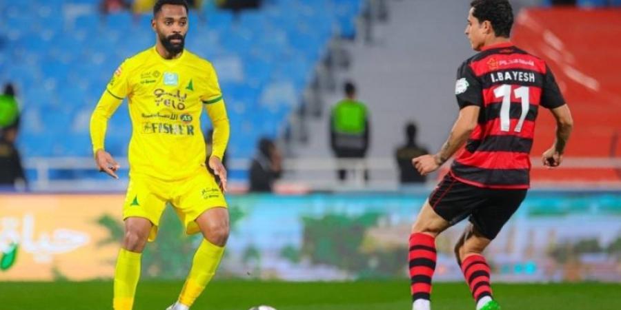 دوري روشن: الرياض والخليج يتعادلان (2-2) - عرب فايف