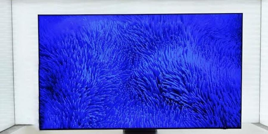 تلفاز Samsung RGB microLED الذكي يقدم تقنية الإضاءة الخلفية microLED لخفض التكلفة #CES2025 - عرب فايف