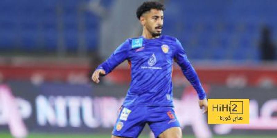 اخبار الرياضة الرياض يتعاقد مع لاعب النصر السابق