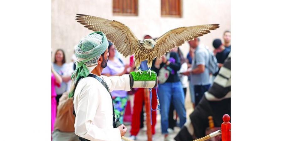 دبي ترتحل بزوارها بين زمنين - عرب فايف