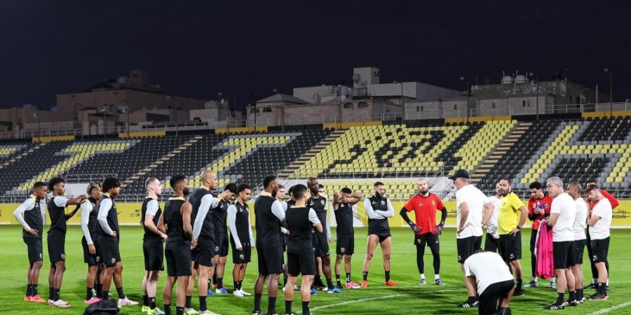 الاتحاد يستعيد محترفه بالتدريبات قبل مواجهة الرائد - عرب فايف