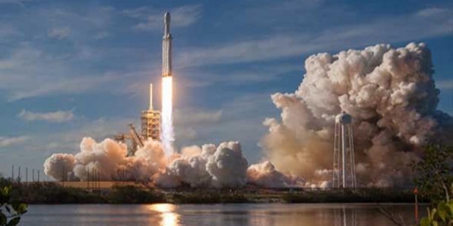 وكالة الفضاء الأوروبية تخطط لاختبار محركات لصواريخ Ariane 6 - عرب فايف