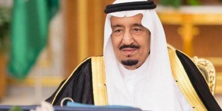 خادم الحرمين الشريفين: نحرص على تسخير الإمكانات لتحسين خدمات الحج والعمرة - عرب فايف