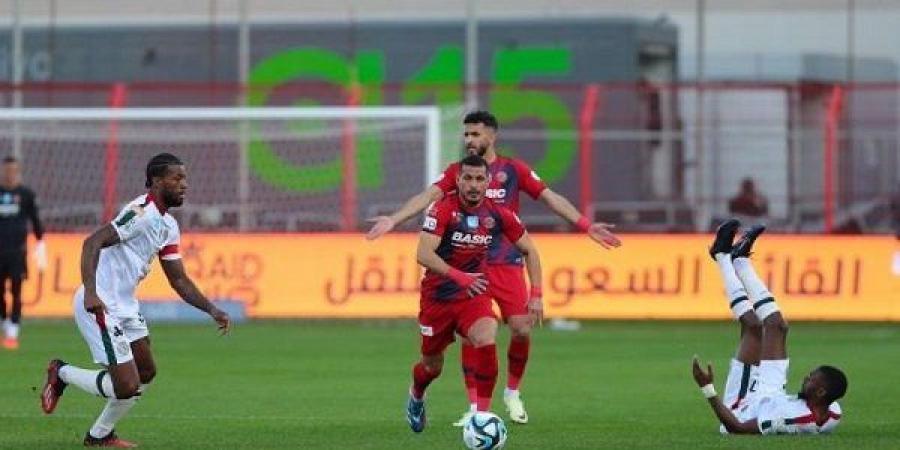 أخبار الرياضة - بث مباشر لمباراة ضمك والاتفاق في الدوري السعودي - عرب فايف