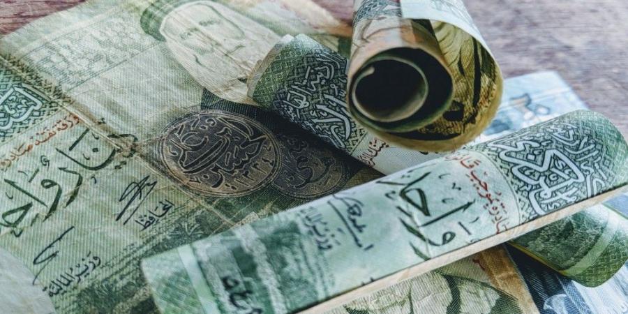 تسديد متأخرات حكومية مستحقة لجهات عدة لضخ السيولة في السوق - عرب فايف