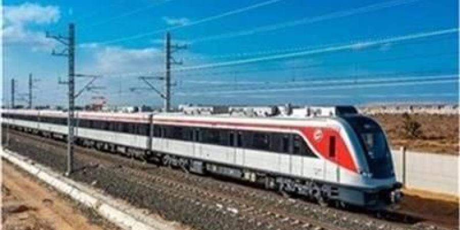 افتتاح مرحلتين من القطار الكهربائى الخفيف «LRT».. بتكلفة 26,3 مليار جنيه - عرب فايف