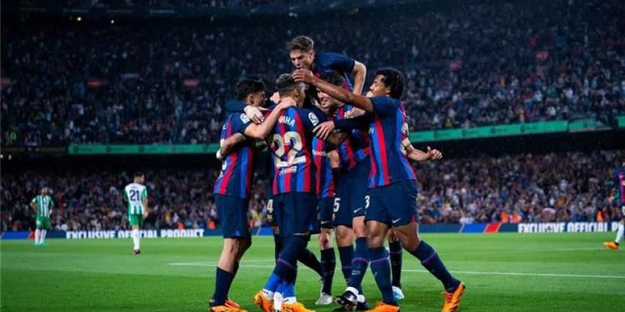 موعد مباراة برشلونة وفالنسيا اليوم في الدوري الإسباني - عرب فايف