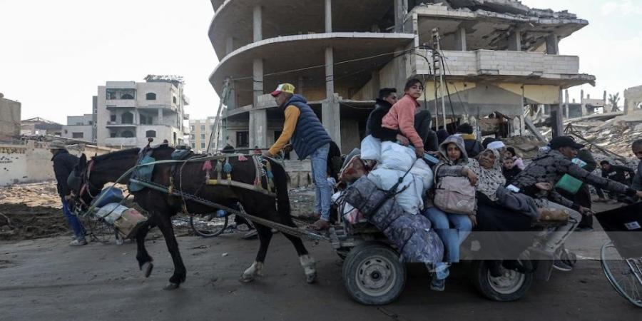 سيرًا على الأقدام.. 376 ألف فلسطيني على الأقل يعودون إلى شمال غزة - عرب فايف