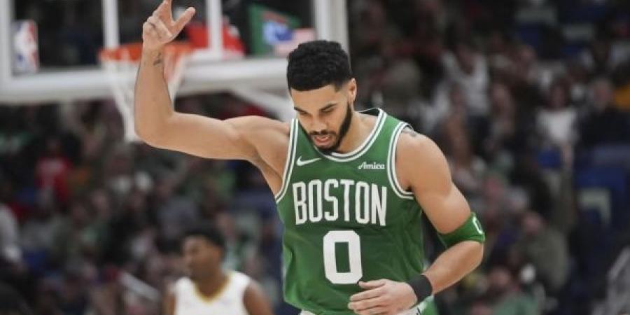 NBA: سان انطونيو يتفوق على ميلووكي باكس وفوز مثير لبوسطن وناغتس - عرب فايف