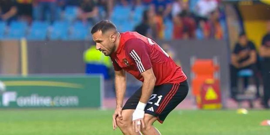 دموع وصور تذكارية.. اللاعب الرابع يستعد للرحيل عن الأهلي | عاجل - عرب فايف