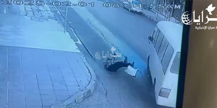 نجاة مواطن باعجوبة من موت محقق بحادث دهس في صويلح-فيديو - عرب فايف