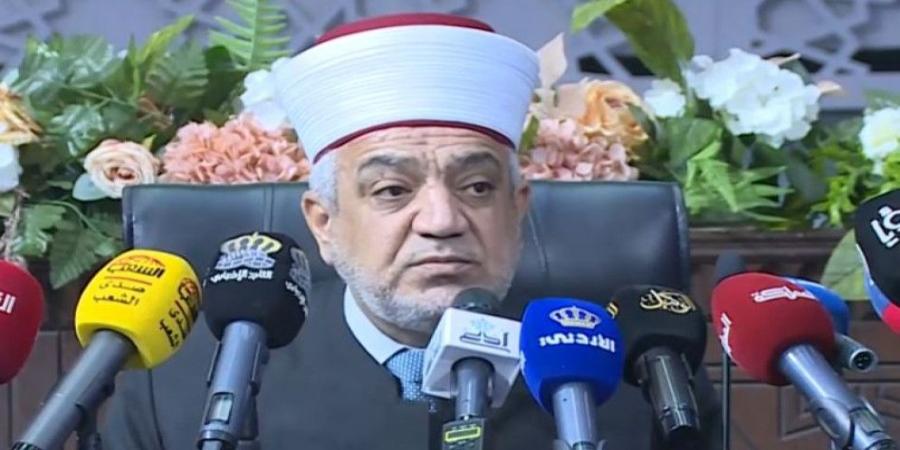 وزير الأوقاف: تحويل 4 حالات روّجت لـ"الحج المخالف" للنائب العام - عرب فايف