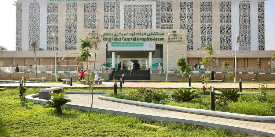 تدخل جراحي عاجل ينقذ فتاة عشرينية في مستشفى الملك فهد بجازان - عرب فايف