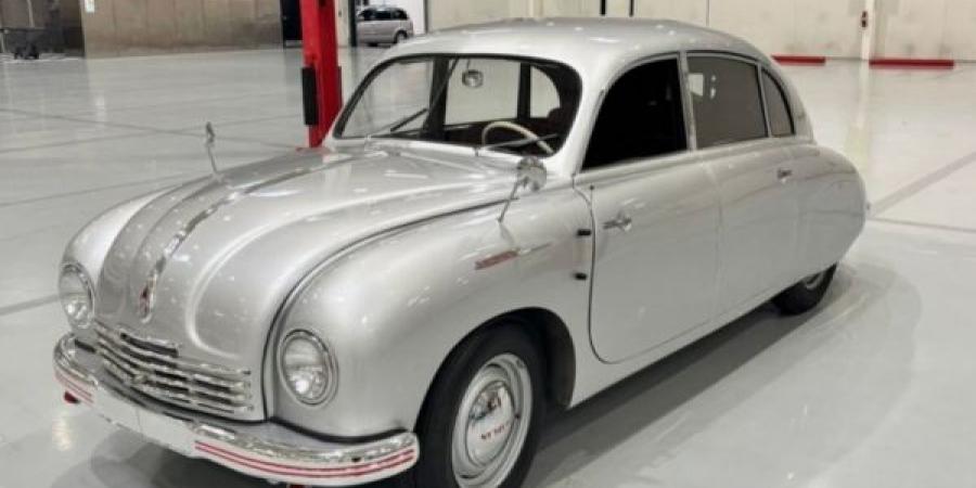 سيارة Tatra T600 Tatraplan النادرة للبيع في مزاد علني - عرب فايف