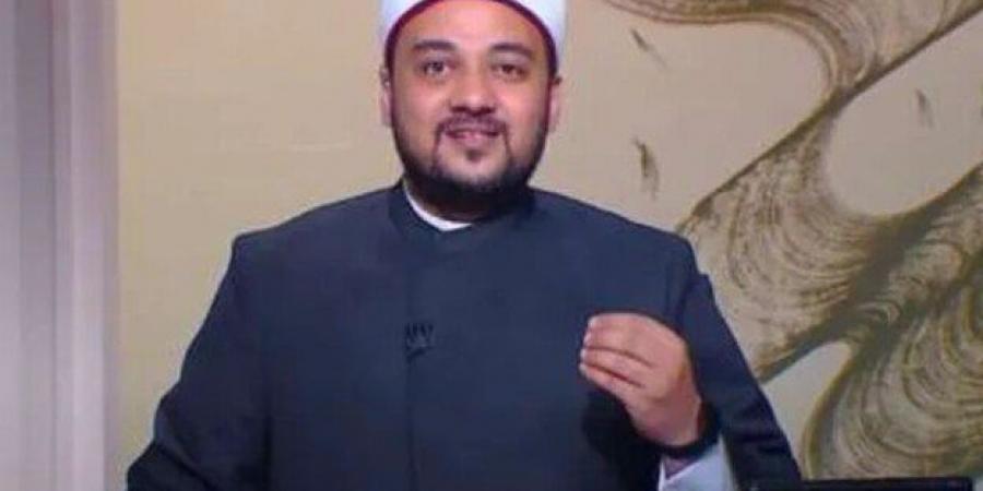 أحمد نبوي: القبلة رمز لوحدة المسلمين والاعتصام بأمر الله.. فيديو - عرب فايف