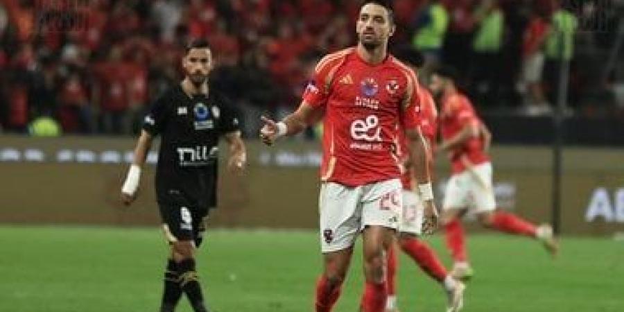 رابطة الأندية تعتمد ألوان تيشرتات مواجهة الأهلى والزمالك.. (مستند) - عرب فايف