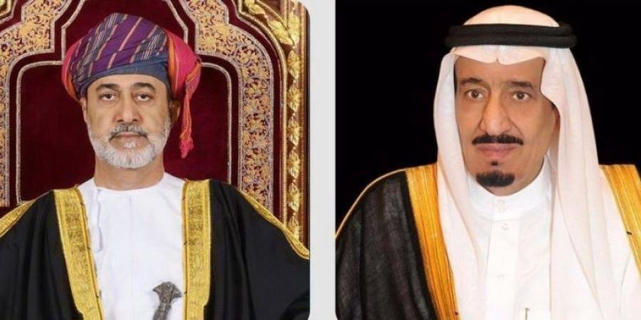 سُلطان عُمان يُهنئ خادم الحرمين الشريفين بذكرى يوم التأسيس - عرب فايف