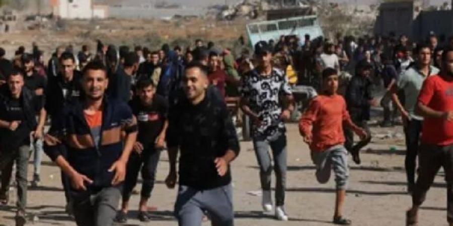 نازحون فلسطينيون عائدون إلى شمال غزة - عرب فايف