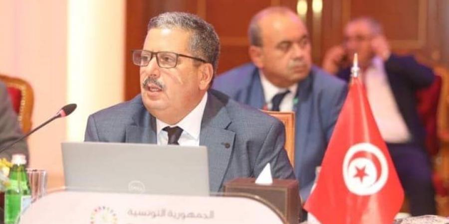 وزير التربية: وزارة التربية تنفذ خطّة لتطوير البنية التحتية تستهدف تطوير المؤسسات التربوية - عرب فايف