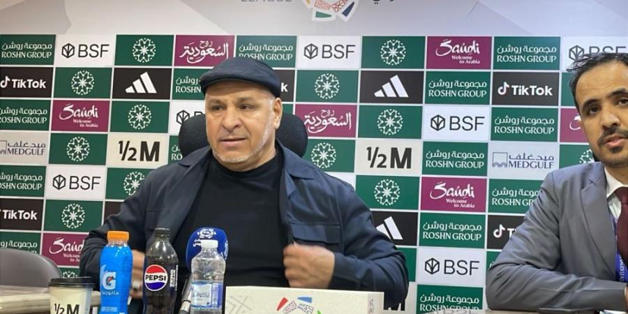 نور الدين بن زكري مدرب الخلود: الهلال قادر على الفوز علينا بالبدلاء - عرب فايف